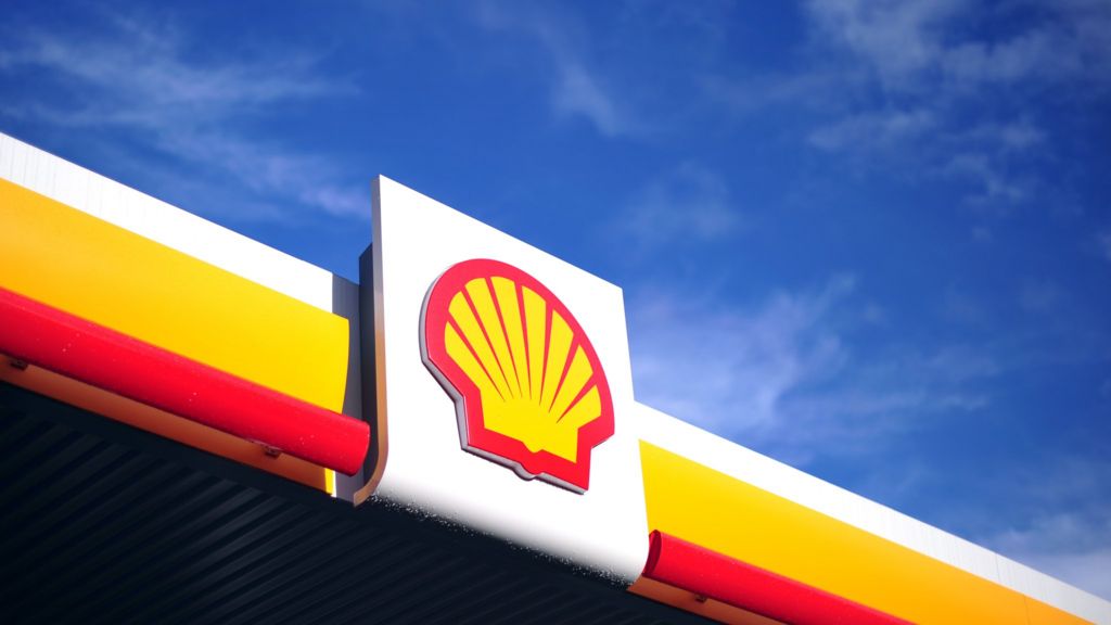 Shell aims to install 50,000 on-street EV charge points across the UK by 2025