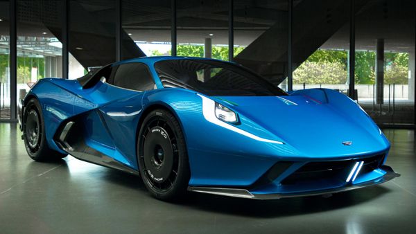 Estrema Fulminea: 2,040 HP Italian all-electric hypercar that can hit 0-62 mph in just 2 seconds